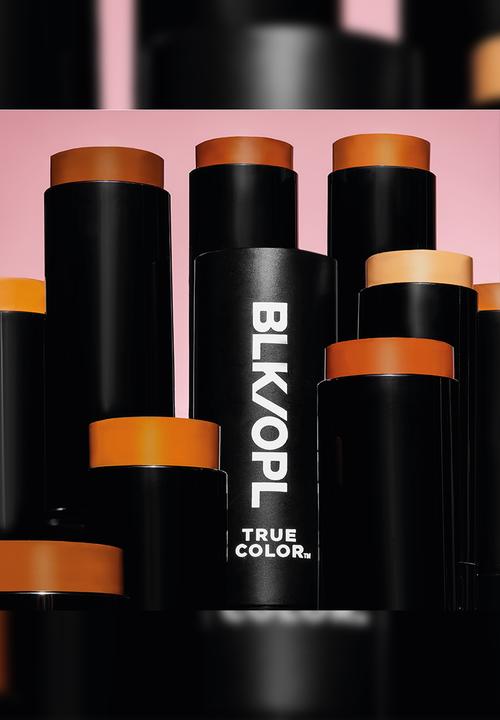 Black Opal - TRUE COLOR® Skin Perfecting Stick Foundation - Warm Almond