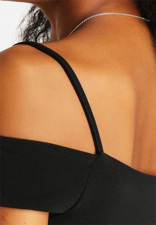New Look - Go Otto Rib Cold Shoulder Crop