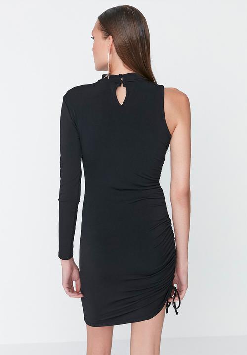 Trendyol - Ruched asymmetrical sleeve bodycon dress - black