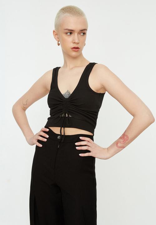 Trendyol - Ruched string detail top - black
