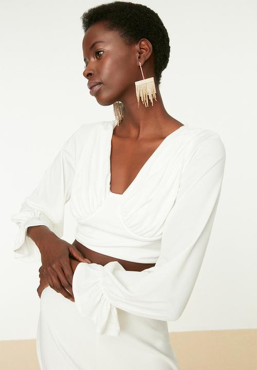 Trendyol - Ruffle detail crop blouse - ecru