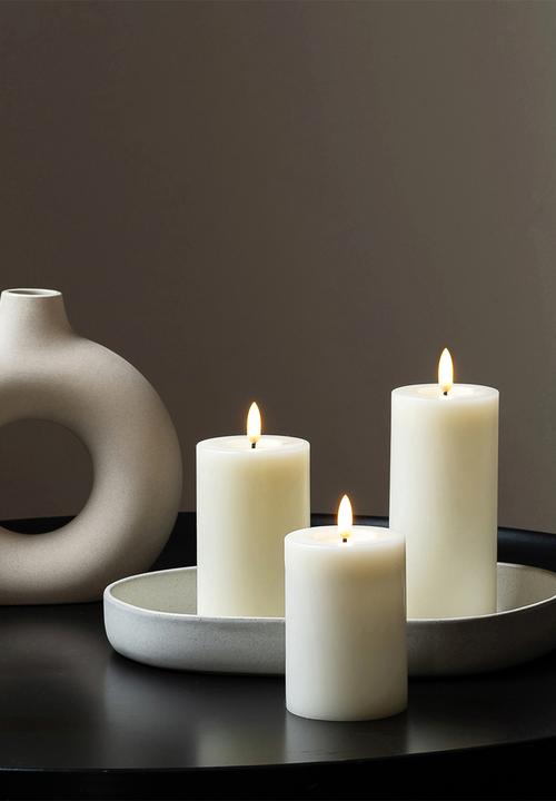 Eledea - LED pillar candles set of 3- white