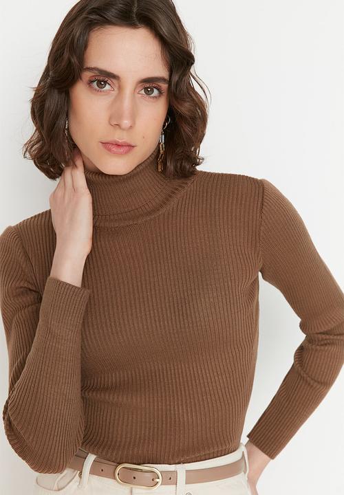 Trendyol - Turtleneck knit sweater - brown