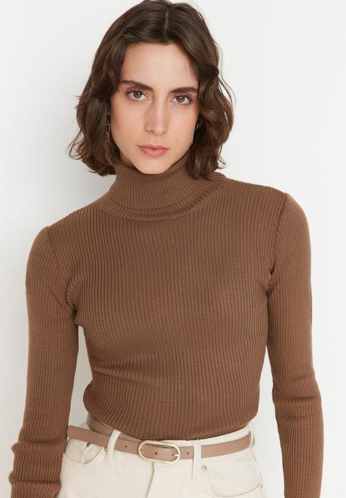 Trendyol - Turtleneck knit sweater - brown
