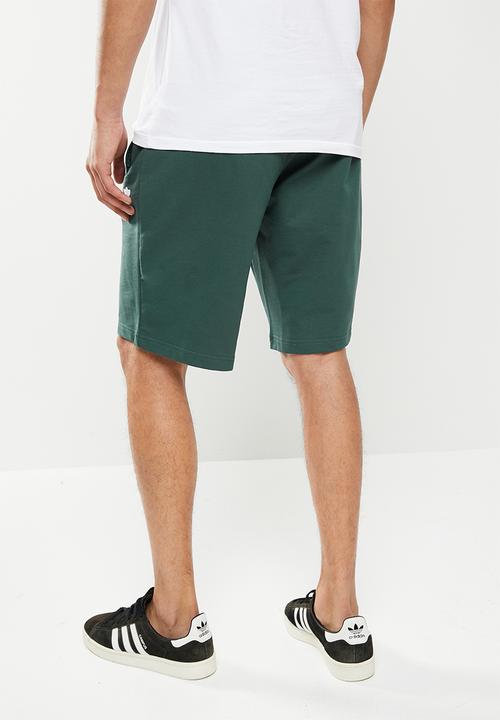 adidas Originals - Essential short m - mineral green