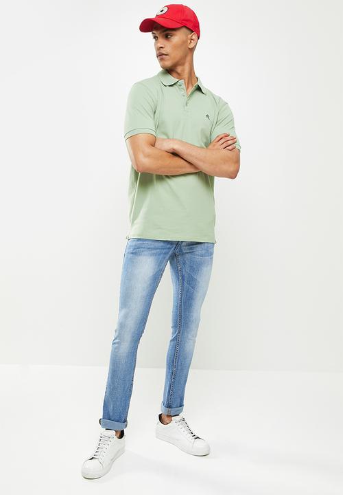 SOVIET - M strangway  pique golfer - d sage