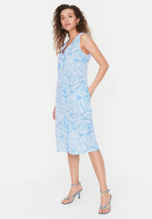 Trendyol - Geo print sleeveless shirt dress - blue