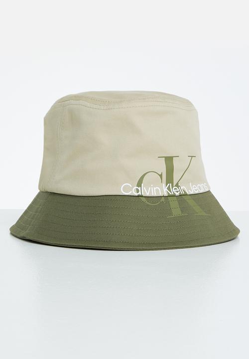 Calvin Klein - Sport essentials bucket hat - wheat fields & burnt olive