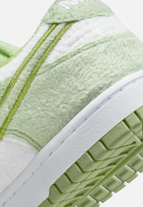 Nike - Dunk low se cc - honeydew-phantom-alligator