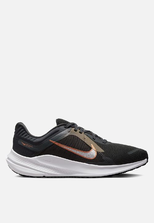 Nike - Nike Quest 5