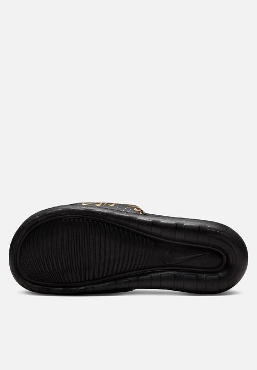 Nike - Nike victori one - black & metallic gold