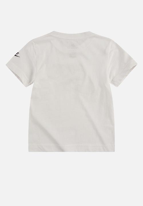 Nike - Faux jersey mesh futura short sleeve te - white