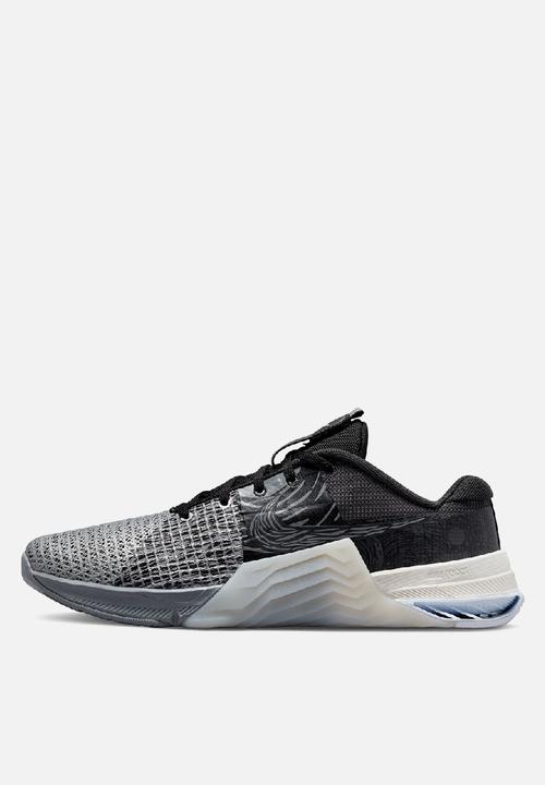Nike - Nike Metcon 8 AMP