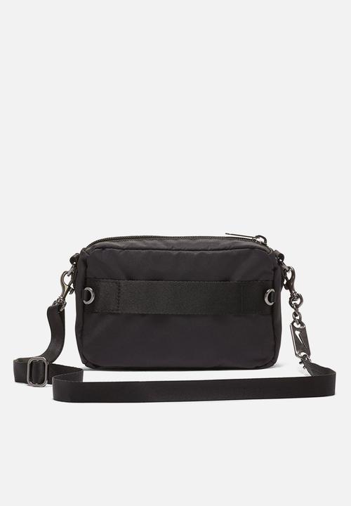 Nike - Nike sportswear futura luxe - black