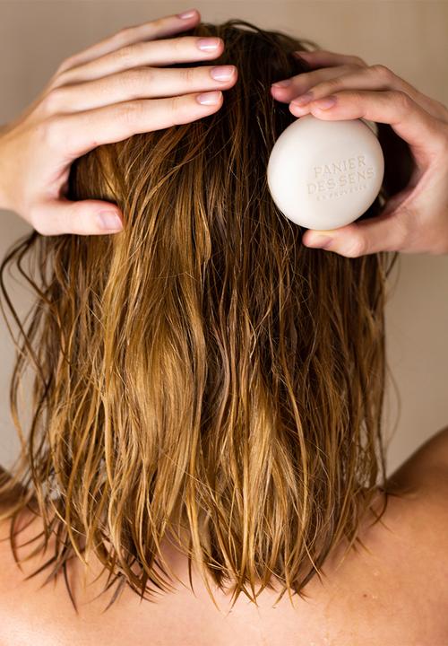 Panier Des Sens - Renewing Grape Solid Shampoo Bar Oily Hair
