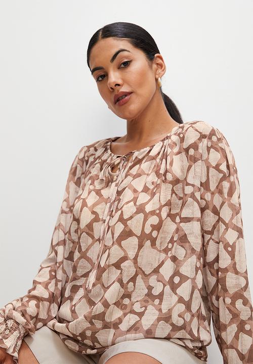 edit - Chiffon shirred sleeve blouse - natural giraffe