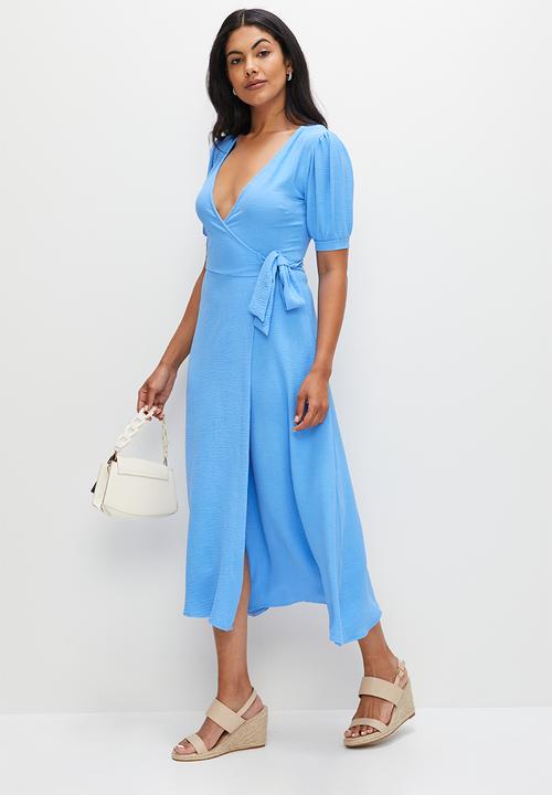 MILLA - Linen wrap dress - clear sky