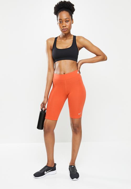 Nike - W nike sports wear essential mr biker short - mantra orange & white