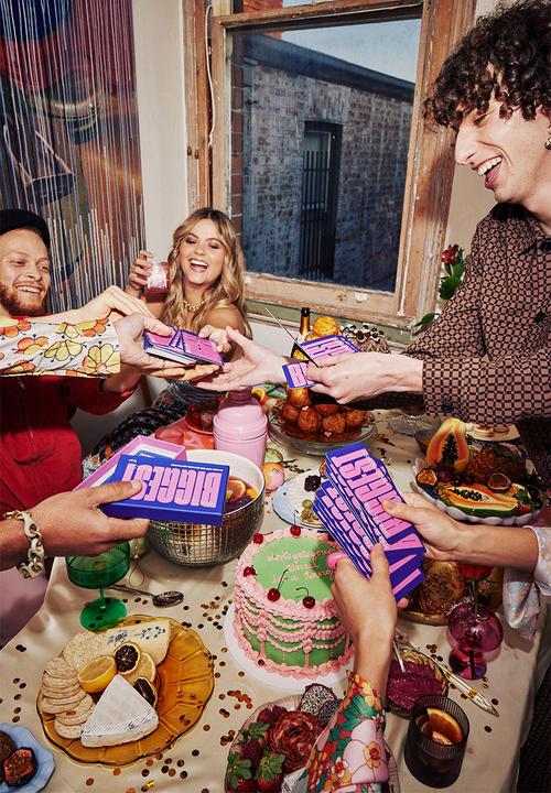 Typo - Oversized table card games - hot mess - navy