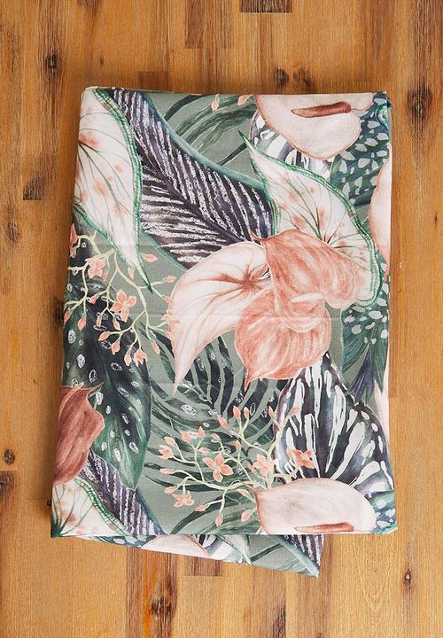 Hertex Haus - Arum lily tablecloth - blush