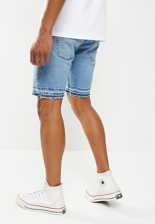 Levi’s® - 412 Slim short - light blue