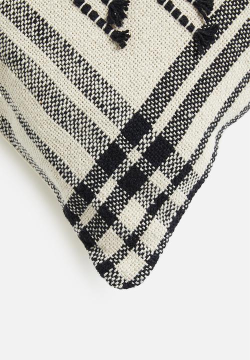 Sixth Floor - Nila woven cushion cover - black & white