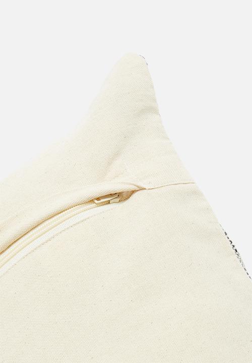 Sixth Floor - Nila woven cushion cover - black & white