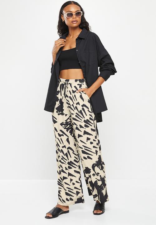 Me&B - Printed long wide pants  -  stone animal patch