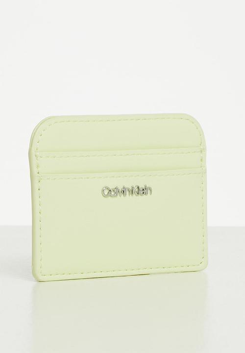 Calvin Klein - Ck must dome cardholder - soft lime