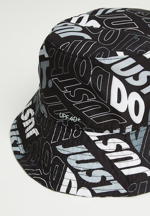 Nike - Nan upf 40 plus futura bucket hat - black