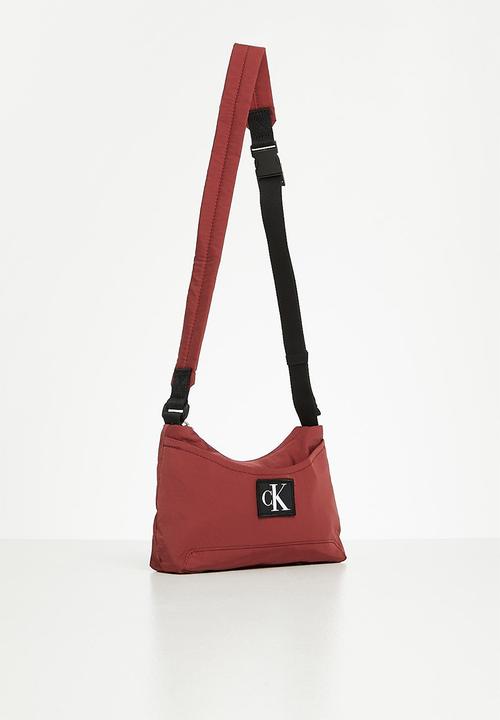 Calvin Klein - City nylon shoulder bag16 - terracotta tile
