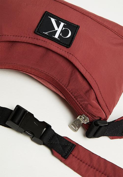 Calvin Klein - City nylon shoulder bag16 - terracotta tile