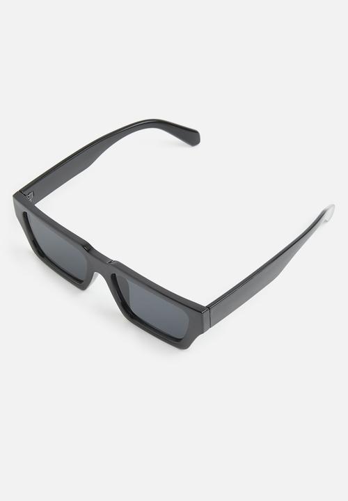 Superbalist - Oz shaped sunglasses - black