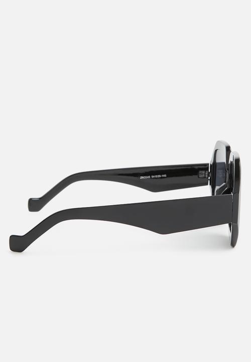Superbalist - Tina oversized sunglasses - black