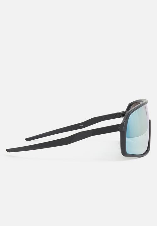 Superbalist - Ollie shield - black