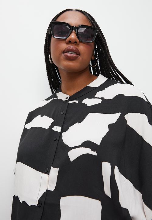 Superbalist - Co-ord relaxed printed shirt - bold cutout