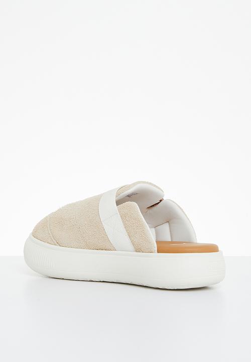 PUMA - Suede mayu mule - light sand/pristine/desert tan