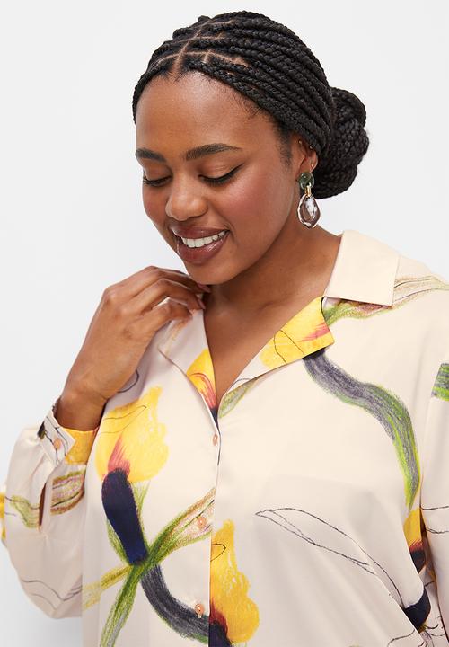 edit Plus - Satin floral shirt - ecru botanicals
