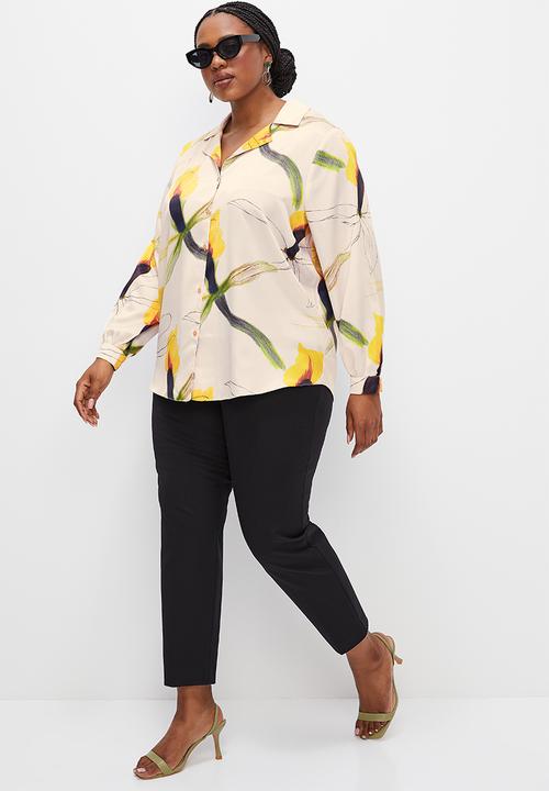 edit Plus - Satin floral shirt - ecru botanicals