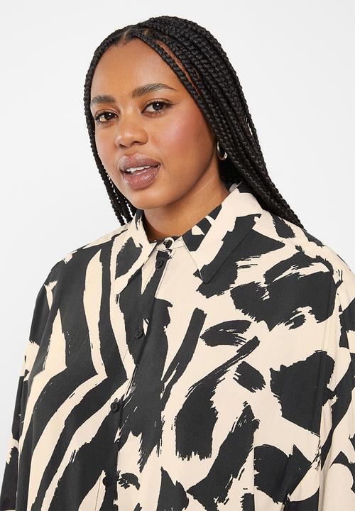 Me&B - Plus digital printed oversized shirt - stone 