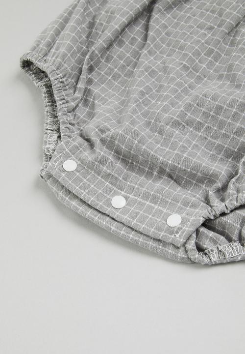 Pop Candy - Baby boys shorts with braces & hat set - grey