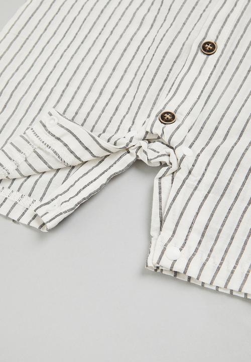 Pop Candy - Boys romper with bowtie - white & black