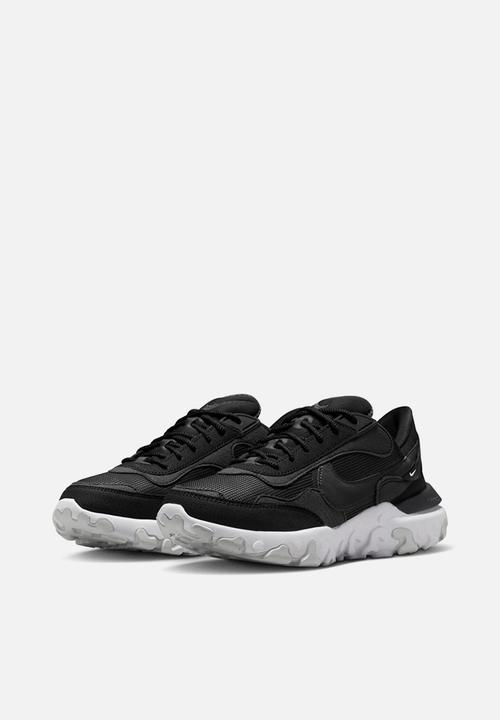 Nike - React Revision