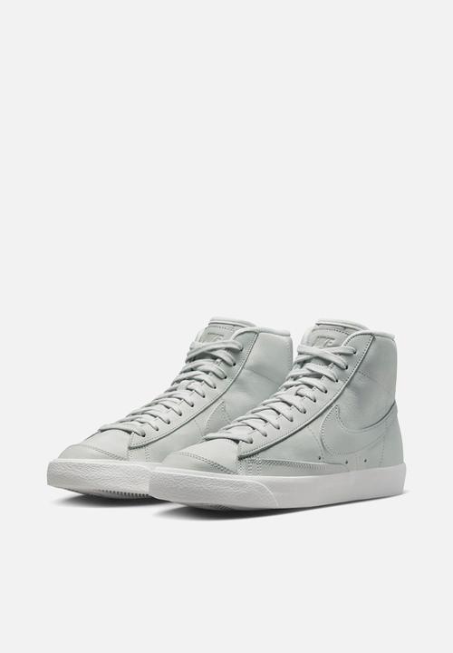 Nike - Nike Blazer Mid '77 LX