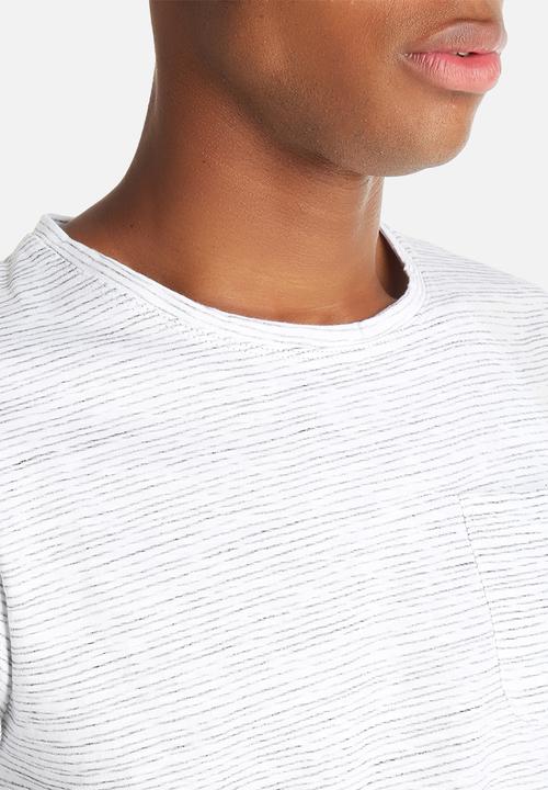 Bellfield - Axan Tee