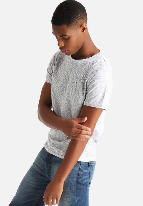 Bellfield - Axan Tee