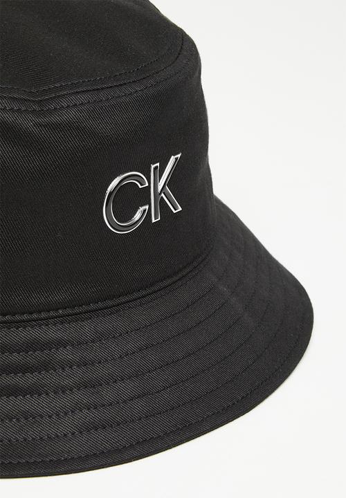 Calvin Klein - Re-lock bucket hat - ck black