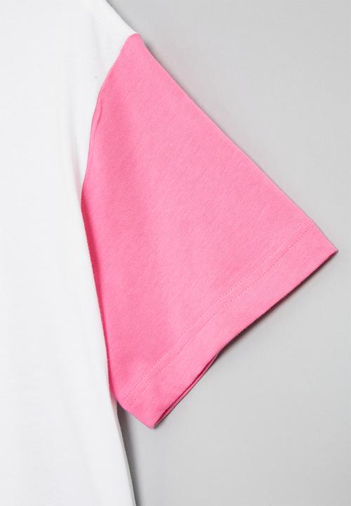 Nike - G nsw tee essntl boxy tee dnc - white & pink