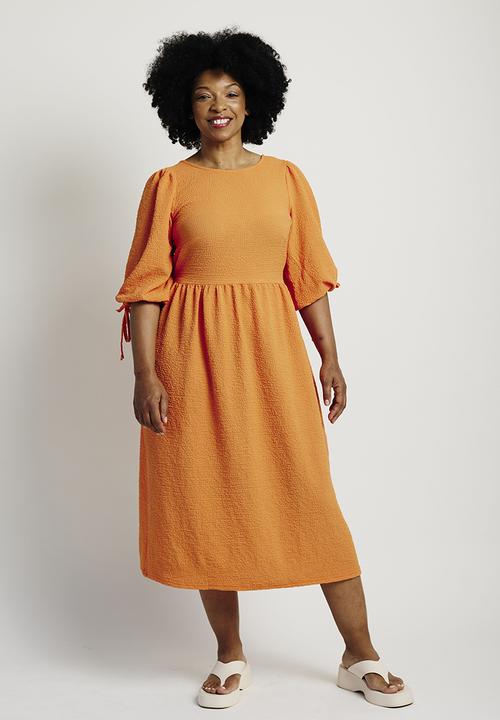 Me&B - Plus wrap back detail sack dress - orange