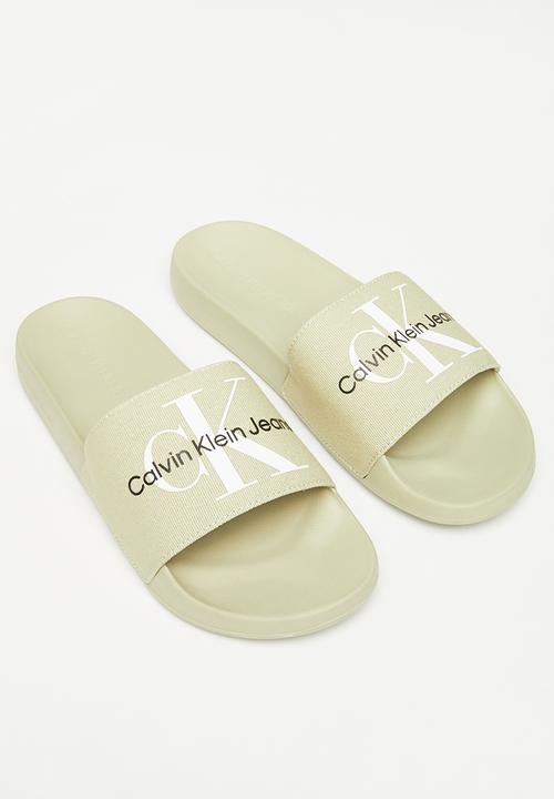 Calvin Klein - Slide monogram - wheat fields